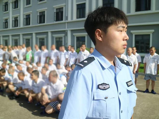 管警官】四岔河监狱尹吕恺：坚守初心的破题者麻将胡了试玩网站免费【2024年度优秀主(图7)